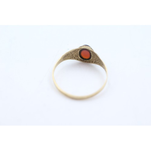 68 - 9ct gold garnet solitaire ring (1.5g)       603312