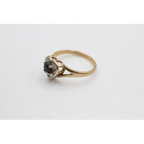 85 - 9ct gold diamond and sapphire ring (1.5g)       216797