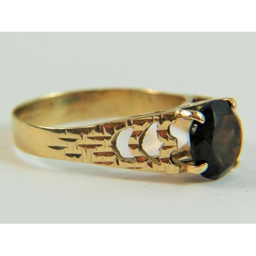 110 - 9ct Yellow Gold Ring set with a smokey Quartz.  Finger size 'N'  2.1g