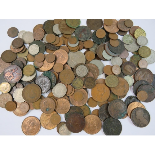 196 - Just over One Kilo of mostly UK coins from Victorian onwards. See photo