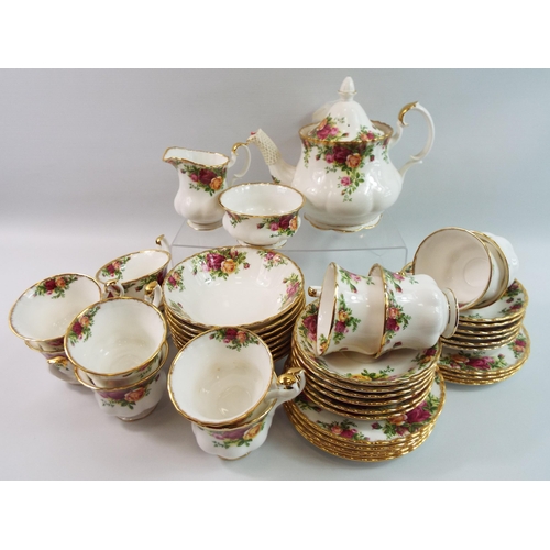 272 - Royal Albert old country roses teaset and desert bowls, 44 pieces in total.