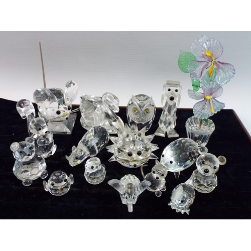 383 - Selection of crystal glass animals mainy Swarovski, some are A/F.