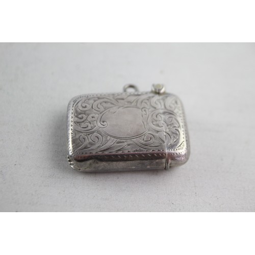 622 - Antique Hallmarked 1913 Birmingham STERLING SILVER Vesta / Match Case (16g)  Maker - J Gloster Ltd D... 