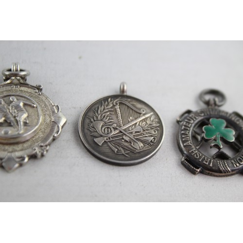 639 - 3 x Antique / Vintage Hallmarked .925 STERLING SILVER Fobs / Medallions (35g)   Inc Sporting, Irish,... 