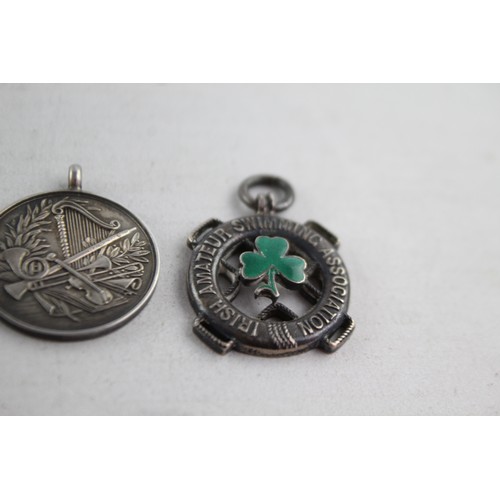 639 - 3 x Antique / Vintage Hallmarked .925 STERLING SILVER Fobs / Medallions (35g)   Inc Sporting, Irish,... 