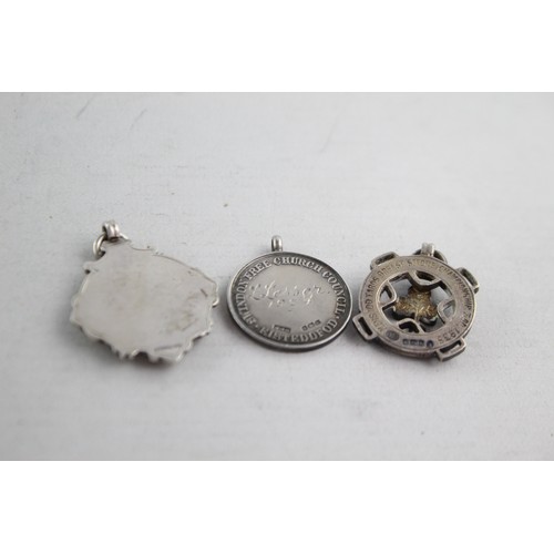 639 - 3 x Antique / Vintage Hallmarked .925 STERLING SILVER Fobs / Medallions (35g)   Inc Sporting, Irish,... 