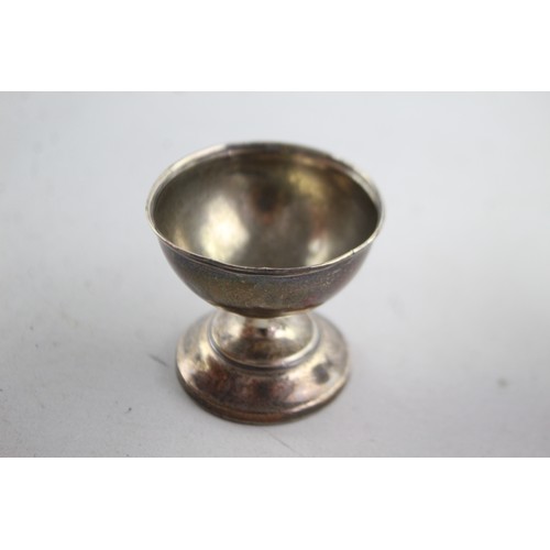 641 - 2 x Assorted Vintage Hallmarked .925 STERLING SILVER Plain Eggcups (81g)    Inc Weighted Etc   In vi... 