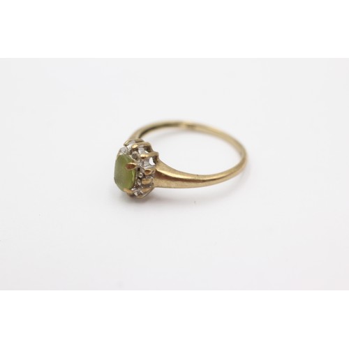 700 - 9ct gold diamond and peridot halo ring (1.9g)     753177