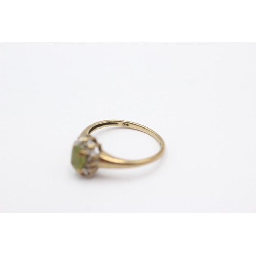 700 - 9ct gold diamond and peridot halo ring (1.9g)     753177