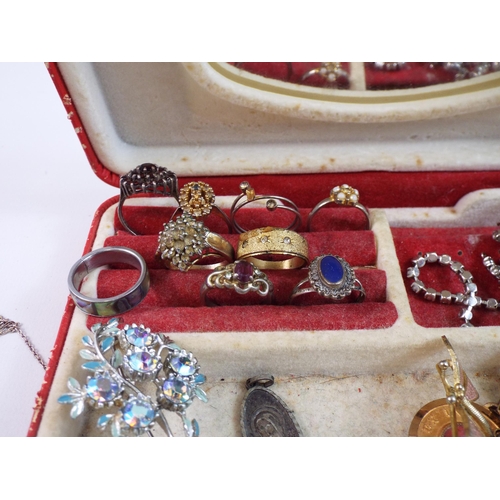 715 - Small mixed lot of costume jewellery including sterling silver items.