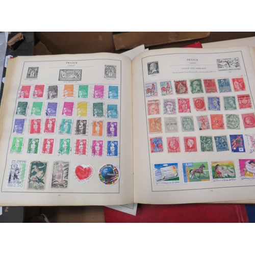 838 - Large box of assorted vintage stamp albums, loose stamps and pages etc. Lucy dip. Together with a se... 