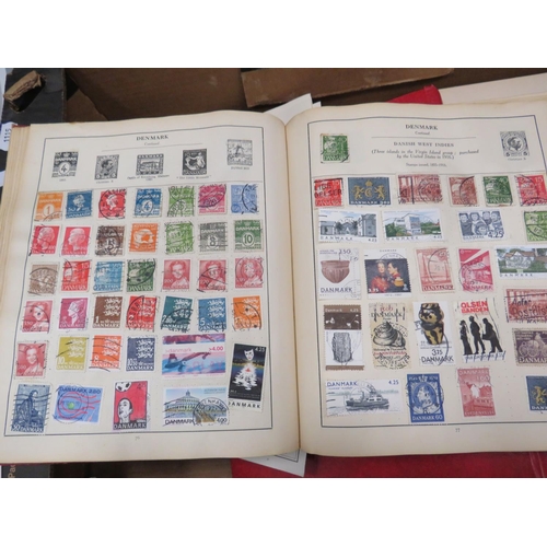 838 - Large box of assorted vintage stamp albums, loose stamps and pages etc. Lucy dip. Together with a se... 