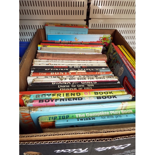 937 - 3 Boxes of vintage childrens books and annuals.