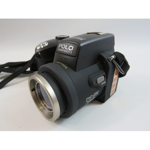 763A - Boxed and seemingly little used Polo Sharpshots D7100 Bridge camera with 33.0 megapixels, 
Comes wit... 