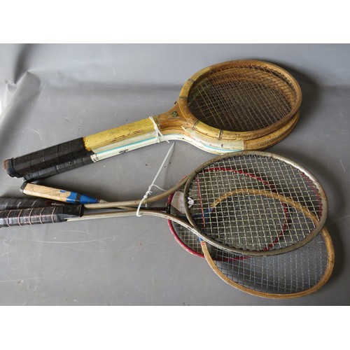 1043 - Collection of vintage tennis and badmintor raquets. see photos.