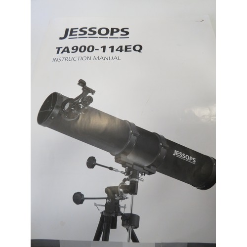 776 - Jessops TA900 - 114EQ  telescope with adjustable height tripod stand, extras and manual. See photo.