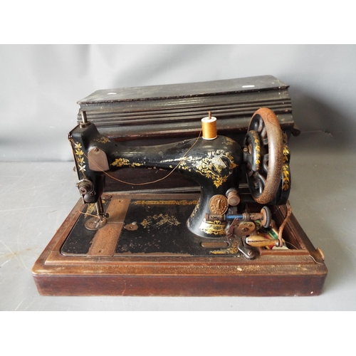 1008 - Vintage singer sewing machine.