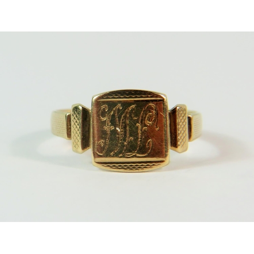 112 - 9ct Yellow gold gents signet ring inscribed with initials to front shield  Birmingham 1955. finger s... 