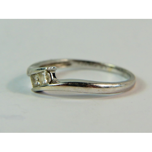 165 - 9ct White Gold ring set with Twin Diamonds of 0.15pts total.  Finger size 'M'   1.9g