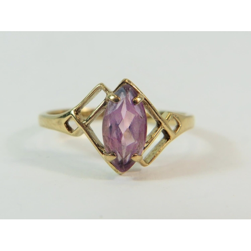 176 - 9ct Yellow Gold ring set with a Marquise cut Amethyst (9 x 4 x 5mm)   Finger size 'M'   1.8g