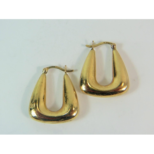 177 - Pair of 9ct Yellow gold squared hoops. 25mm diameter. 2.7g