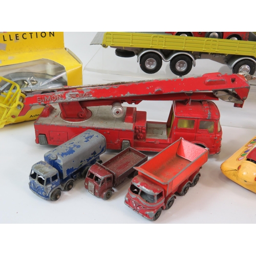 512 - Mixed lot various playworn and boxed diecast cars including Yellow Submarine, James Bond DB5