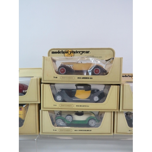 529 - 11 Boxed Matchbox models of yesteryear diecast vehicles.