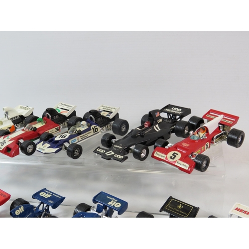 542 - 11 Corgi formula 1 diecast cars 1:36 scale.