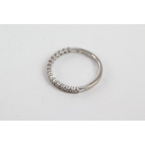 252 - 18ct white gold diamond half-eternity ring (2.2g)    755013