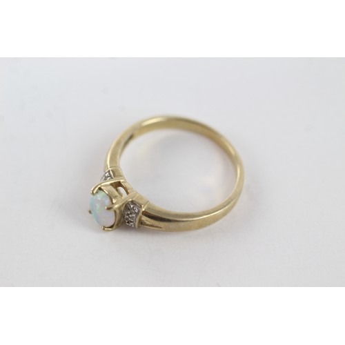 274 - 9ct gold vintage opal & diamond dress ring (2.5g)    755663