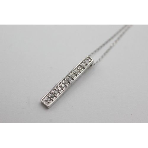 288 - 9ct white gold diamond bar drop pendant necklace (1.5g)    755595