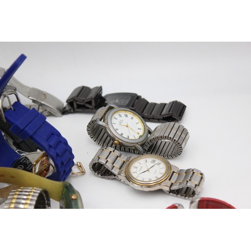 303 - 2kg Job Lot Assorted Gents WRISTWATCHES Quartz Inc. Various Brands / Styles Etc.    342761