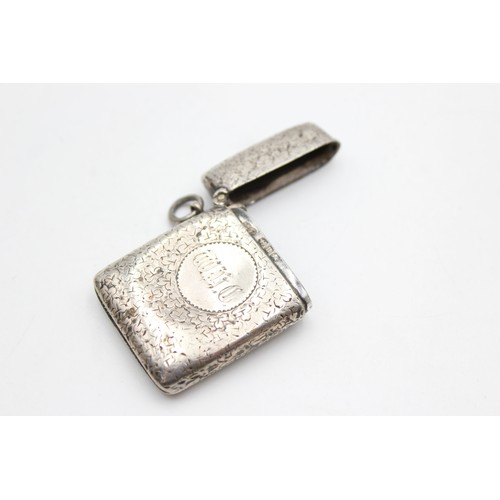 352A - Antique Victorian Hallmarked 1887 Birmingham STERLING SILVER Vesta Case (22g)     556373