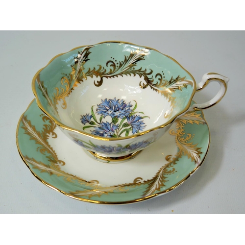 100 - Pretty Paragon Cabinet cup and saucer, decorated in gold leaf and blue cornflowers. Excellent cabine... 