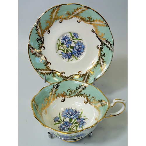 100 - Pretty Paragon Cabinet cup and saucer, decorated in gold leaf and blue cornflowers. Excellent cabine... 