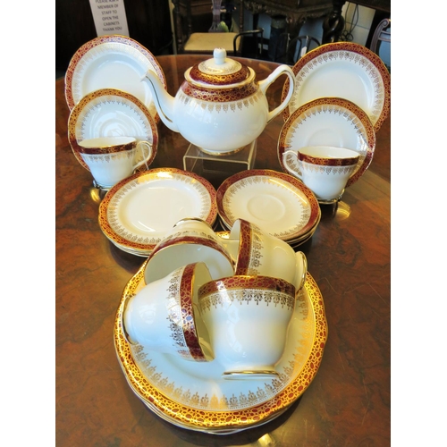 65 - Pretty Dutchess part tea set in the Winchester pattern approx 25 pieces. See photo