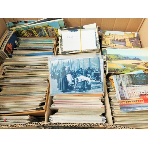 785 - Large box of approx 800+ Topographical postcards. See photos.