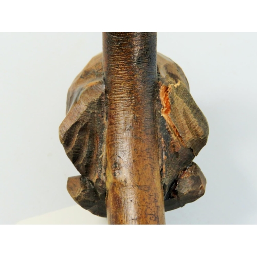 788 - Natural bentwood cane embellished with a carved head of an old woman. See photos.