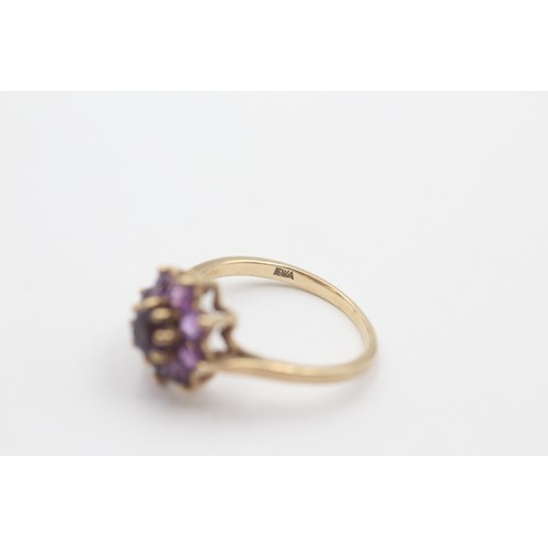 39 - 9ct gold amethyst floral cluster dress ring (2.7g)     798368    Ring Size 'P'