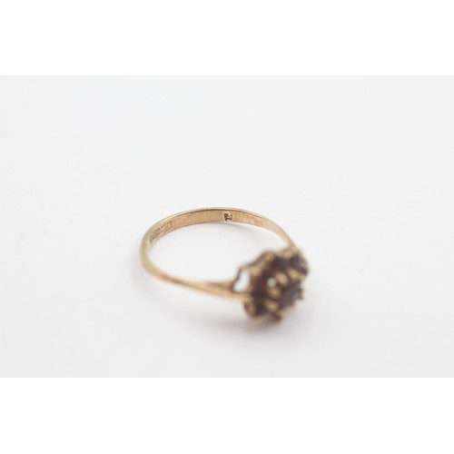 48 - 9ct gold vintage garnet cluster dress ring (1.5g)   808812   Ring Size 'K'