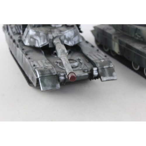 78 - 2 x Toy Army Tanks Inc. Various Sizes, Turret, Winter & Jungle Camo Etc     Toy Army Tanks 
Inc. Var... 