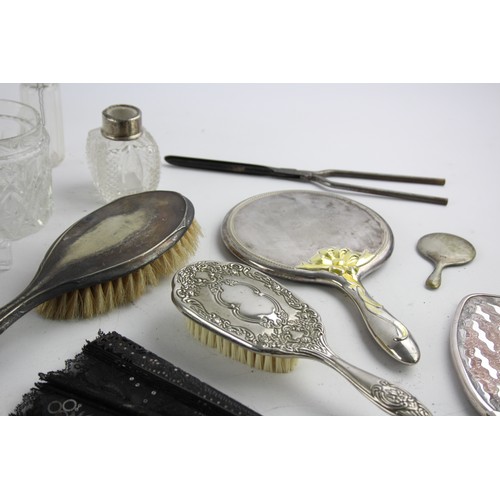 95 - 25 x Vintage Assorted Ladies VANITY Inc Crystal, Boxed, Brushes Etc     Vintage Assorted Ladies VANI... 