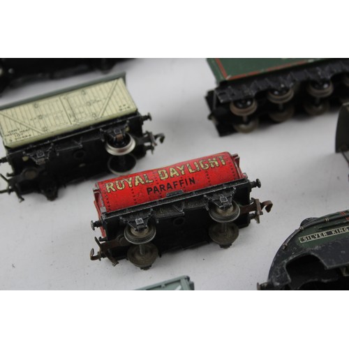 99 - 9 x Vintage HORNBY / DUBLO Oo Gauge Silver King Loco, Tender & Rolling Stock Etc      Vintage HORNBY... 