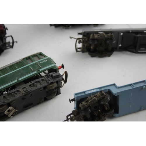 100 - 7 x HORNBY / TRIANG Oo Gauge Locos & Rolling Stock Inc British Railways 90028      HORNBY / TRIANG O... 