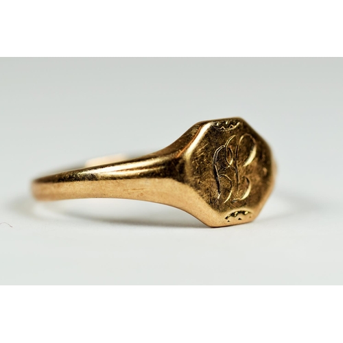 167 - 9ct Yellow Gold Signet ring. Very clear hallmarks.   Finger size  'P'   2.4g