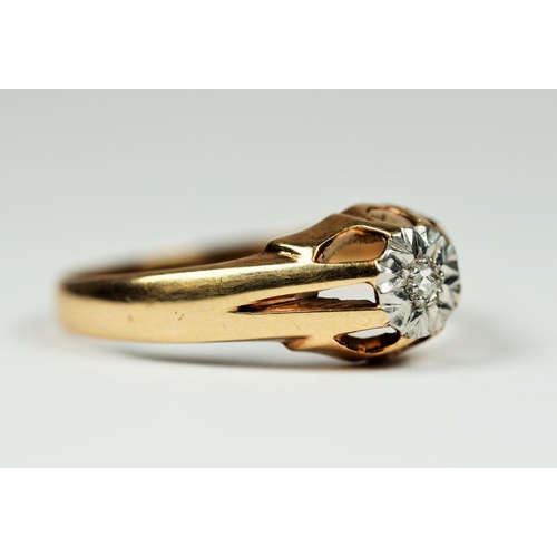 175 - 9ct Yellow Gold Ring with an Illusion set Diamond on Platinum Mount.   Finger size 'S-5'  3.1g