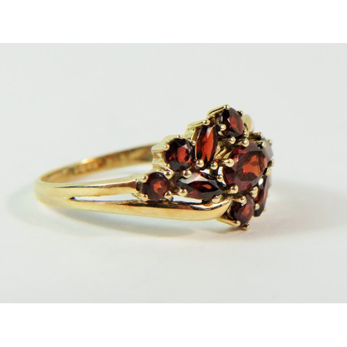 205 - 14ct Yellow Gold Multi Garnet set ring. Finger size 'P-5'   2.8g   156-29-9