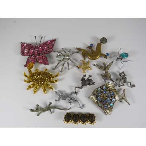 253 - Selection of Animal and insect related vintage brooches.