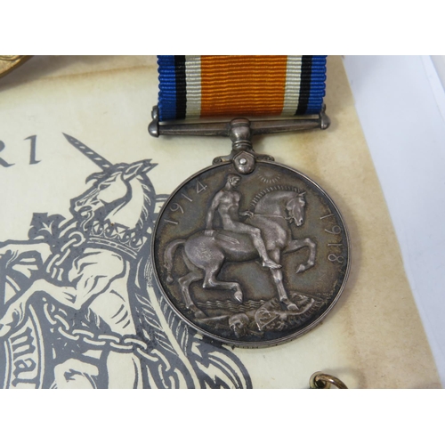 333 - 14-18 Medal plus Victory Medal plus Bronze Death Plaque, Awarded to Pte John Frederick Hunter Leices... 