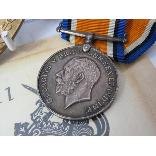 333 - 14-18 Medal plus Victory Medal plus Bronze Death Plaque, Awarded to Pte John Frederick Hunter Leices... 